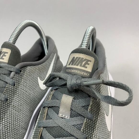 Nike Flex Experience‎ RN 7 Shoes Women's Size 7 Green Running Athletic Training - Picture 4 of 11